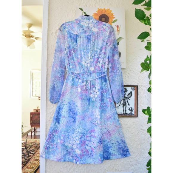 70s blue purple green impressionist floral spring dress (M) - Picture 7 of 7